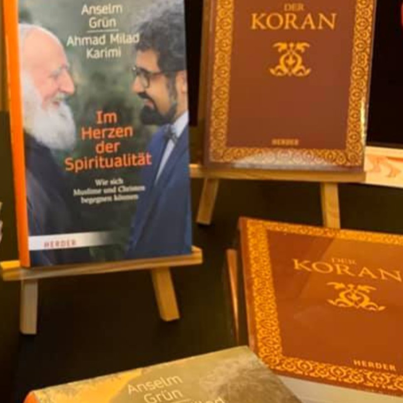 Anselm Grün und Milad Karimi fragen in ihrem Buch „Im Herzen der Spiritualität“ episode artwork