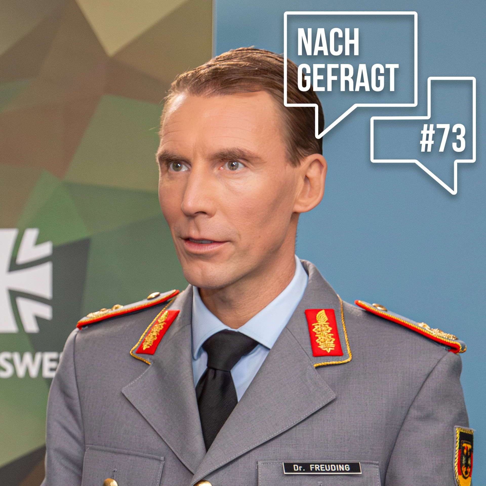 #73 Nachgefragt: Panzergeneral Freuding zur aktuellen Lage in der Ukraine episode artwork