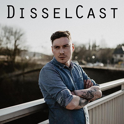Zu Gast: Martin Hirsch über sein exxposed magazine, soziale Medien, leere Stadien und einen "Drunken Master"... episode artwork