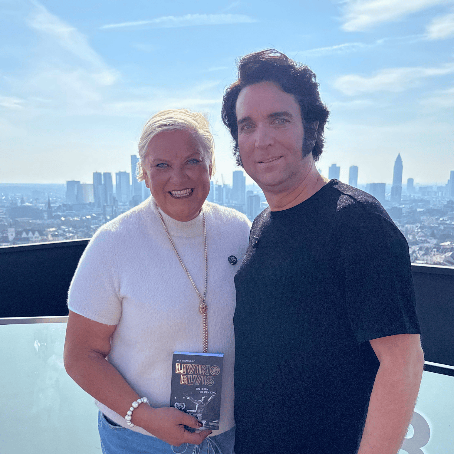 Elvis lebt I Gast: Nils Strassburg episode artwork