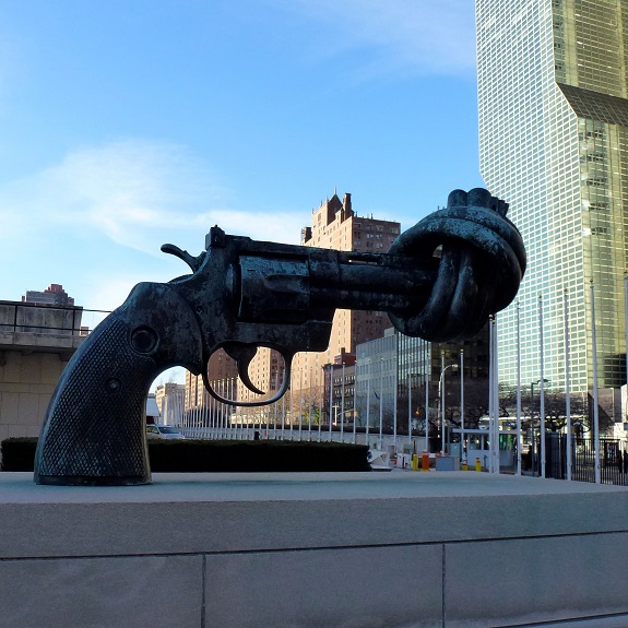 Legalität und Illegalität militärischer Gewalt