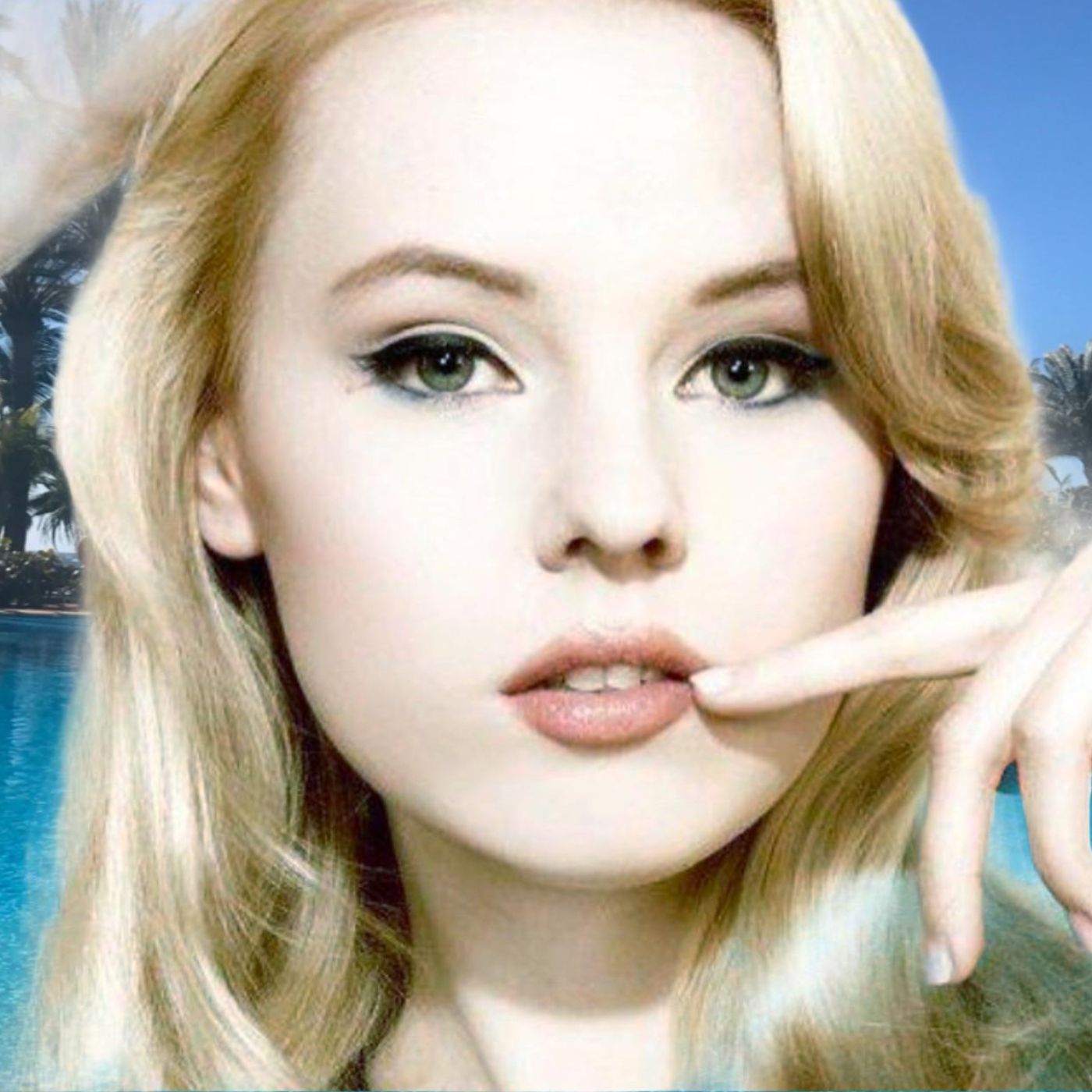 Sommer, Sonne, Haaralarm – So schützt du dein blondes Haar richtig