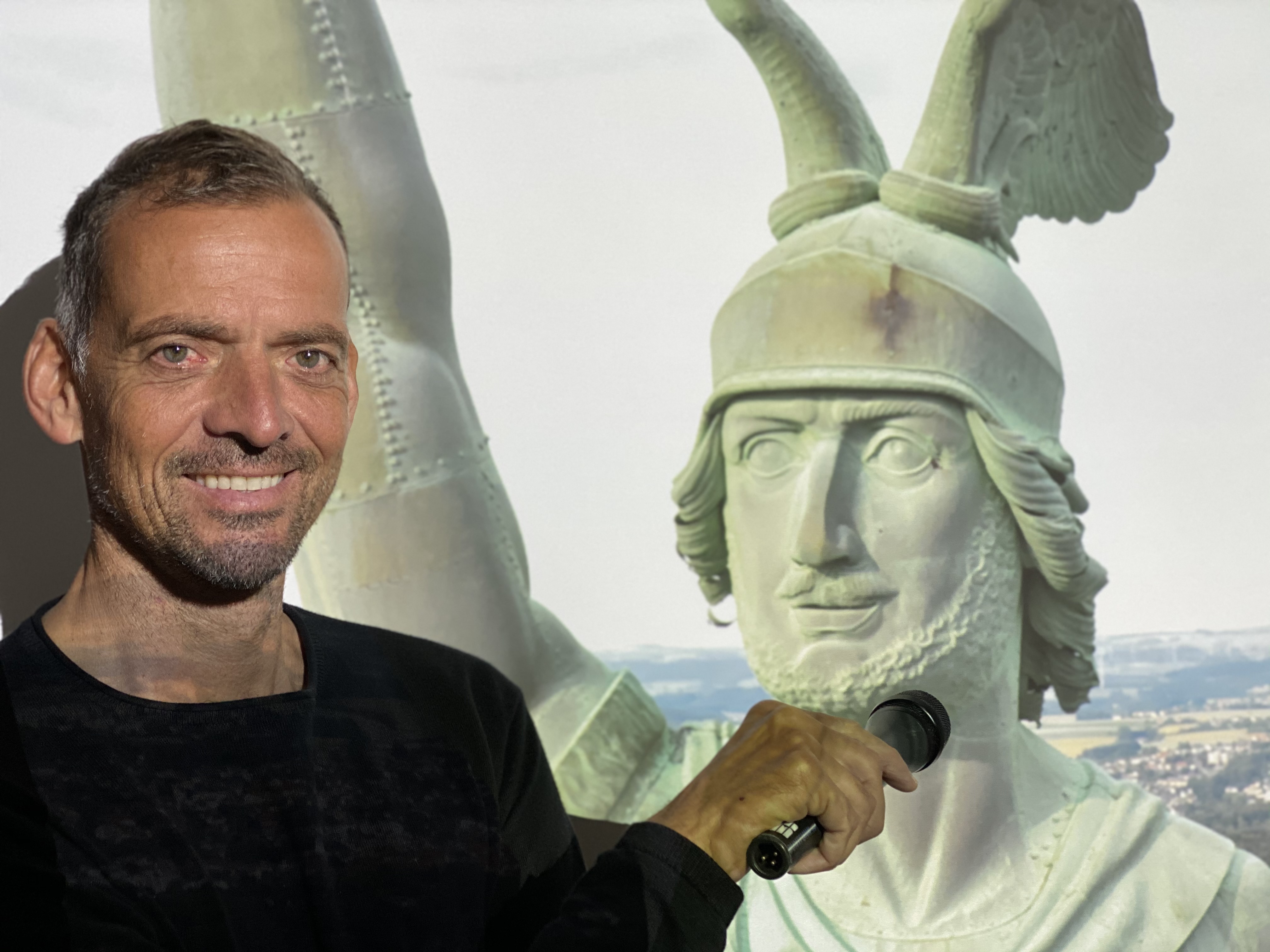 Trailer: Lippe ist dicker als Wasser - Heimat ist fett. episode artwork